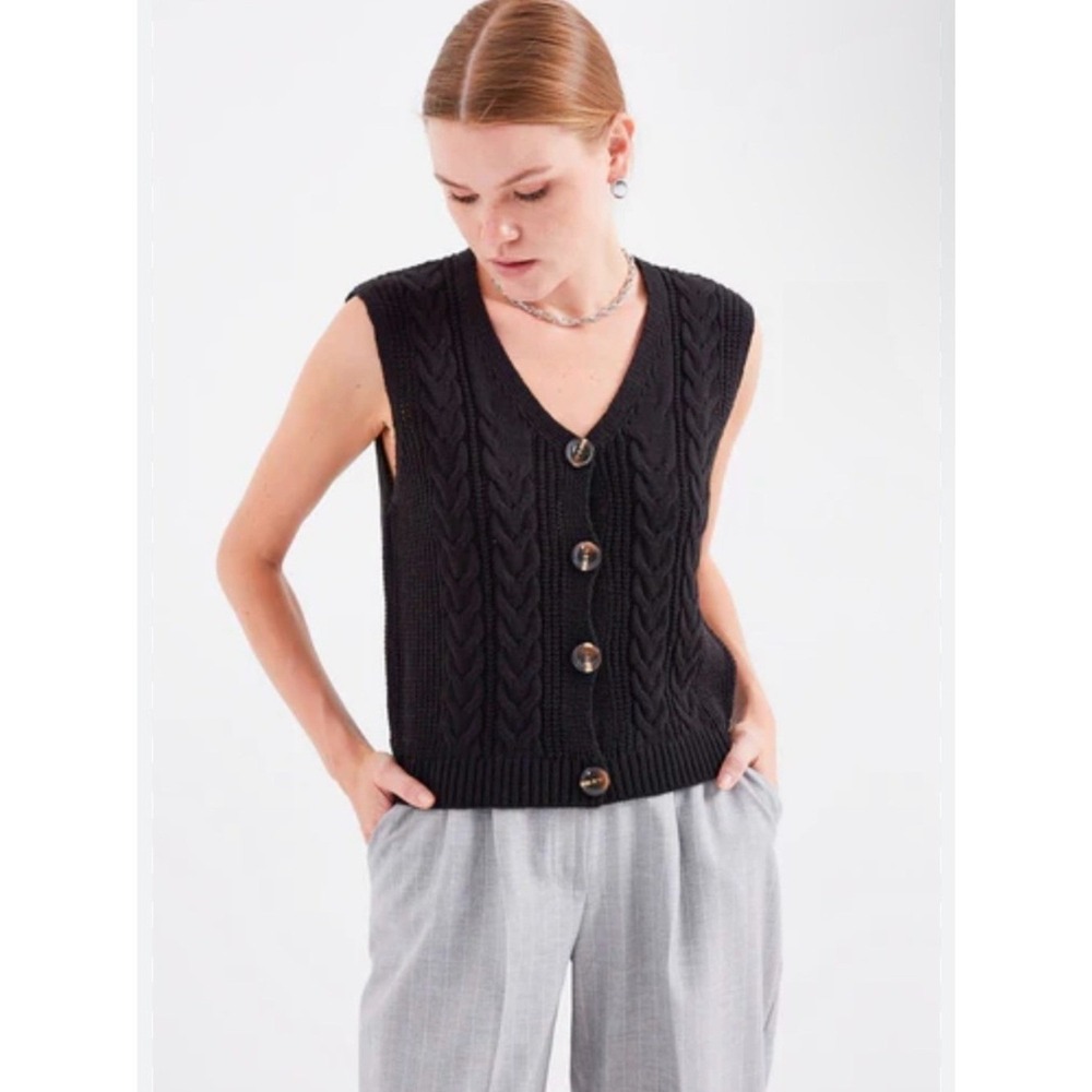 LA Hearts Womens Black Cable Knit Button Front V-Neck Sweater Vest Small